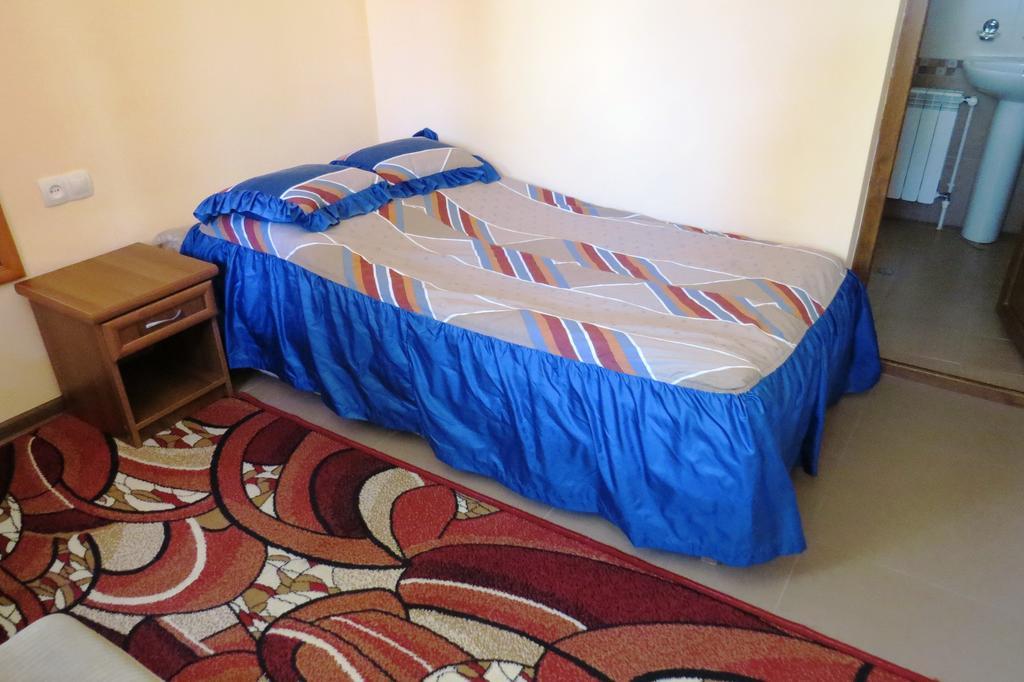 Maghay B&B Hotel In Vanadzor Rum bild